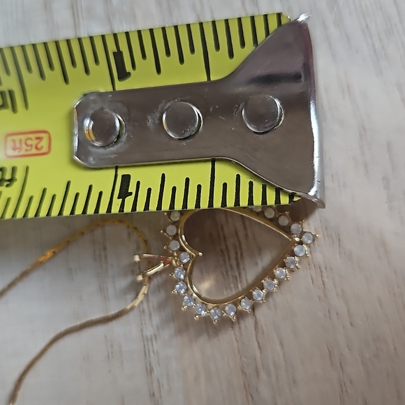 Vintage Rhinestone Heart Necklace - Picture 5 of 5